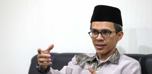 Pengamat Politik Universitas Al-azhar Indonesia Ujang Komarudin