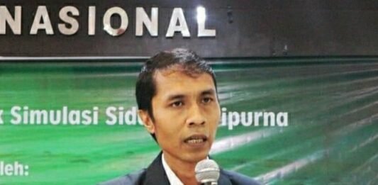 Pengamat Politik Efriza/ Ist