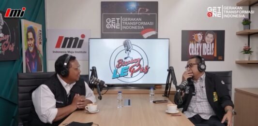 Pengamat Politik Qodari Beberkan Alasan Dukung Wacana Jokowi 3 Periode/RuPol