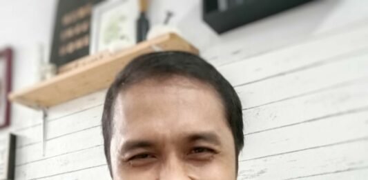 Pengamat Politik Efriza/Ist